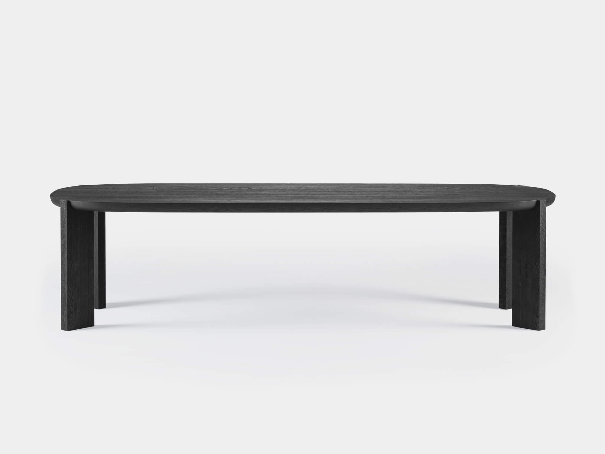 Eternel Dining Table