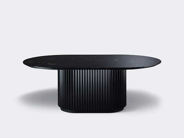 Eternel Dining Table
